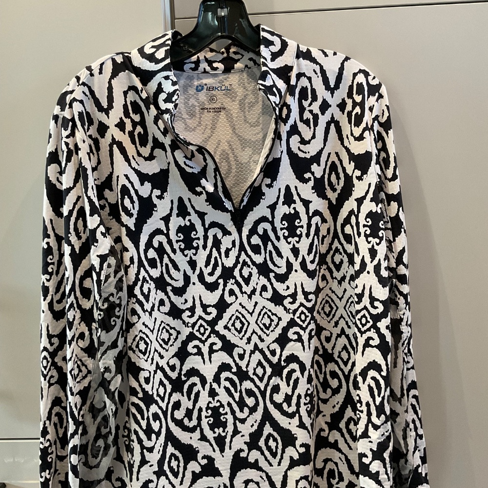 IBKUL MOCK NECK LONG SLEVE UPF+50 1/4 ZIP WHITE BLACK